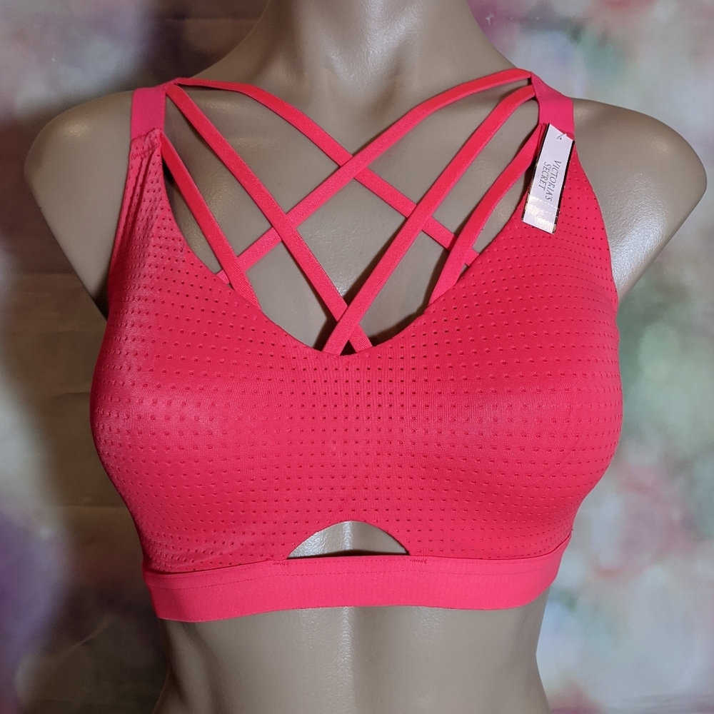 Victoria's secret lightweight sports bra 32dd